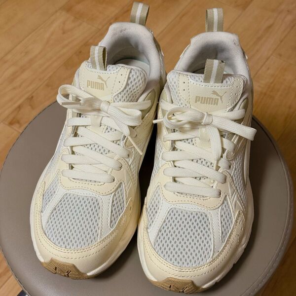 PUMA ミレニオ テック LFS *02WARM WHT ホワイト メッシュスニーカー SnowMan 岩本照 渡辺翔太 モデル