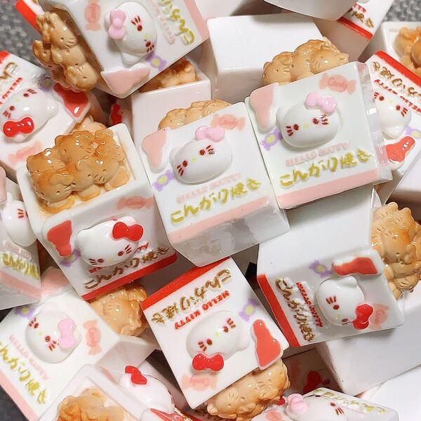 NO.520 1個50円 デコパーツ ハンドメイド 素材 資材