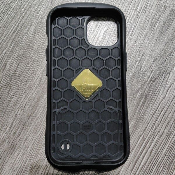 アイフェイス iFace スマホカバー 携帯電話ケース iPhoneケース iPhone15 黒