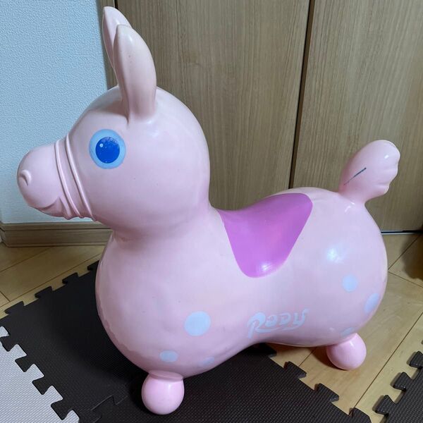 RODY ロディ 乗用玩具 おもちゃ 乗り物 ピンク 子供用 ベビー 室内遊び