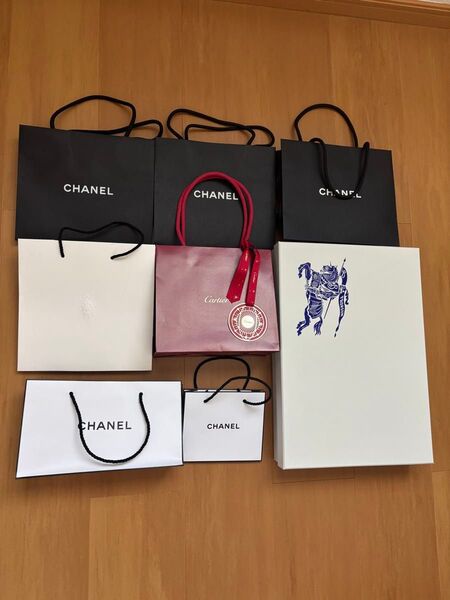 シャネル バーバリー カルティエ ショッパー 箱 まとめ売り 紙袋 CHANEL