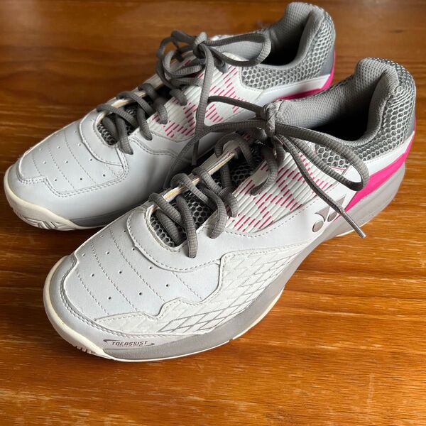 テニスシューズ 27.5 YONEX 白 ピンク 新品