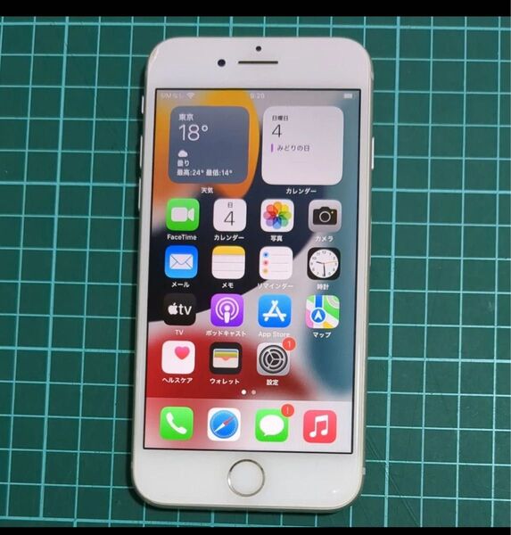 Apple iPhone8 シルバー SIMフリー 64GB
