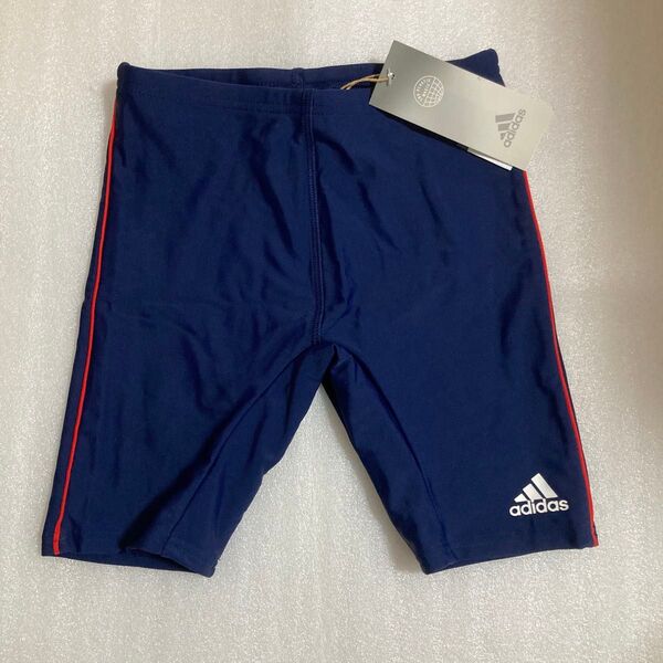 (新品)Adidas男の子水着130cm