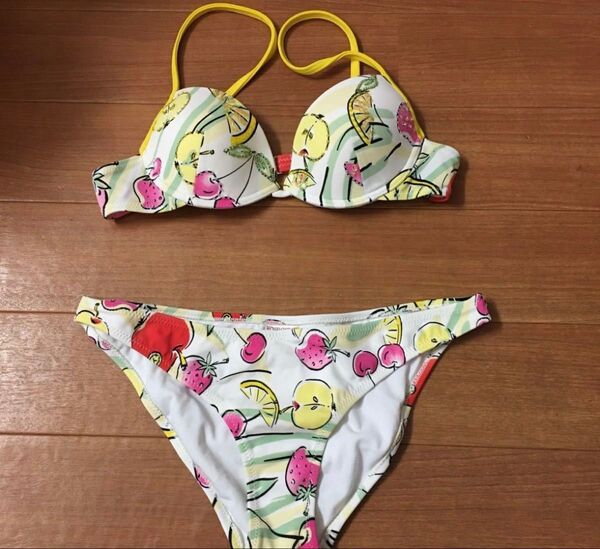 イタリア発のランジェリーブランド yamamay ヤママイ ビキニ 水着