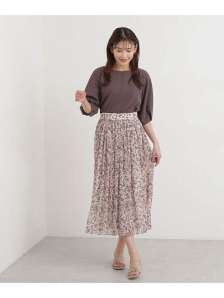 【ナチュラルビューティーベーシック】アブストラクトプリントスカート 春夏 ピンク 幾何柄 シアー 華やか S