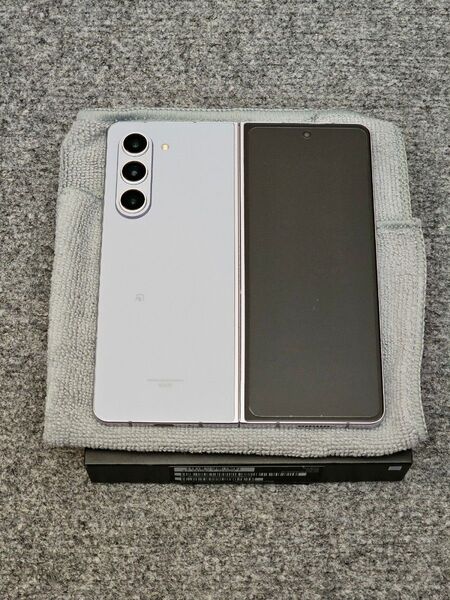 Galaxy Z Fold5 256GB 国内au版