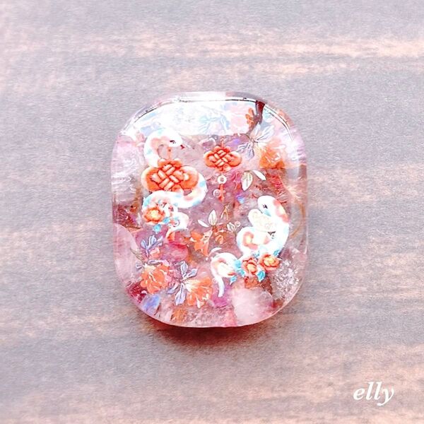 ハンドメイド 天然石 スーパーセブン 琉球ガラス 白蛇 椿/牡丹 レジン ネックレス キーホルダー