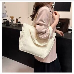 人気のキャンバス トートバッグ 大容量 ホワイト 新品 A4 ファスナー付き新品トートバッグ サブバッグマザーズバッグ 肩掛け