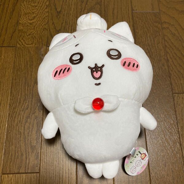 ちいかわ誕生日 BIGぬいぐるみ (ハチワレ)