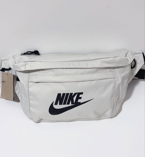 NIKE ナイキ テック ボディーバッグ ヒップパック ホワイト系【新品未使用】