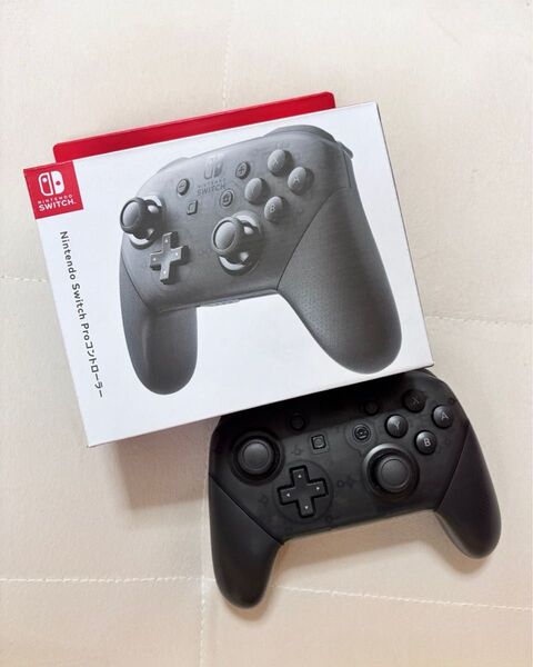 任天堂 Nintendo Switch Pro コントローラー