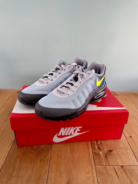 NIKE エア マックス インビガー プリント AIR MAX INVIGOR 25.5cm