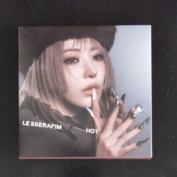 【輸入盤】 HOT (COMPACT ver.) LE SSERAFIM