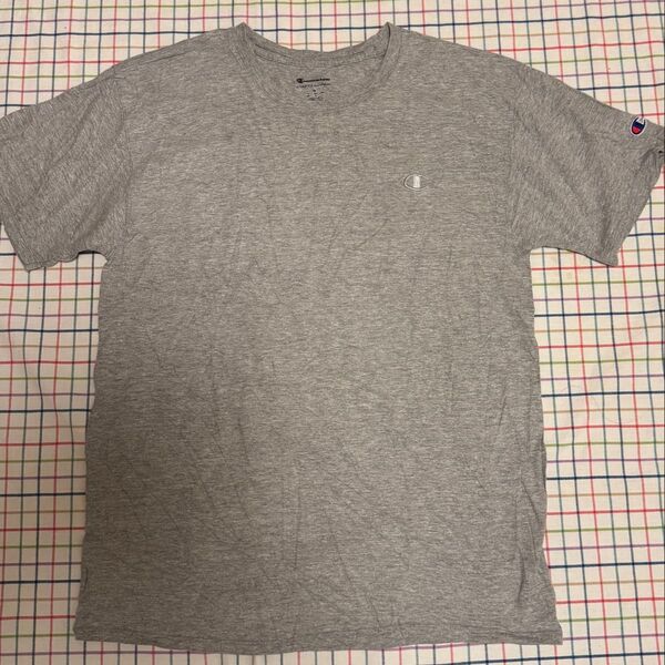 チャンピオン クルーネックTシャツ Mサイズ