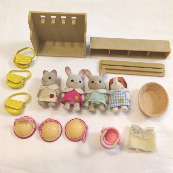 シルバニアファミリー 赤ちゃん 人形 幼稚園 小物 まとめ売り