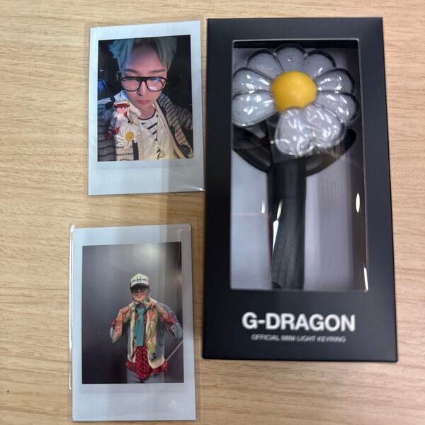 新品★未開封G -DRAGON2025JAPANツアー OFFICIAL MINI LIGHT KEYRING 非売品パラロイド付