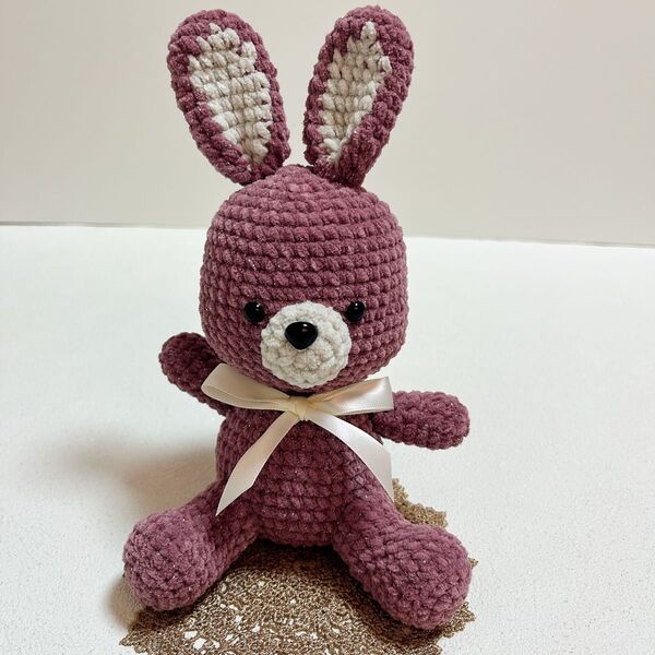 【ハンドメイド】あみぐるみ お座り うさぎさん ピンク
