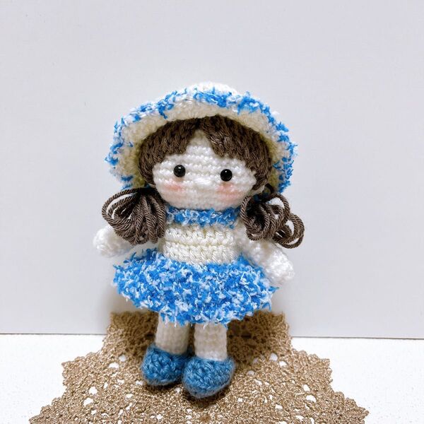 【ハンドメイド】あみぐるみ 女の子 着せ替え