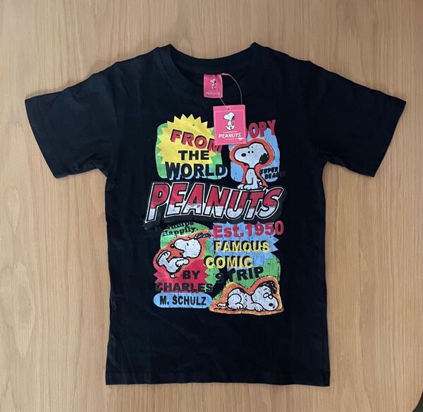 PEANUTS Tシャツ 黒 スヌーピー M