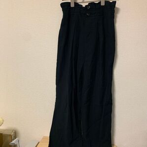 黒のパンツ ウエストゴム ポケット付き