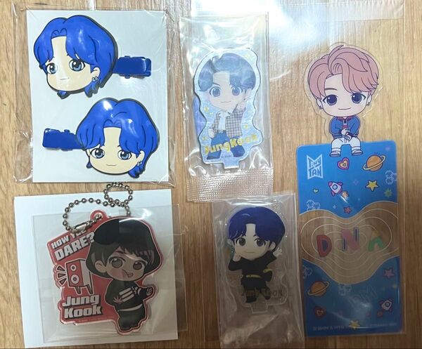 BTS Jung Kook グク アクスタ 前髪クリップ しおり アクリルキーホルダー アクキー セット グッズ TinyTAN