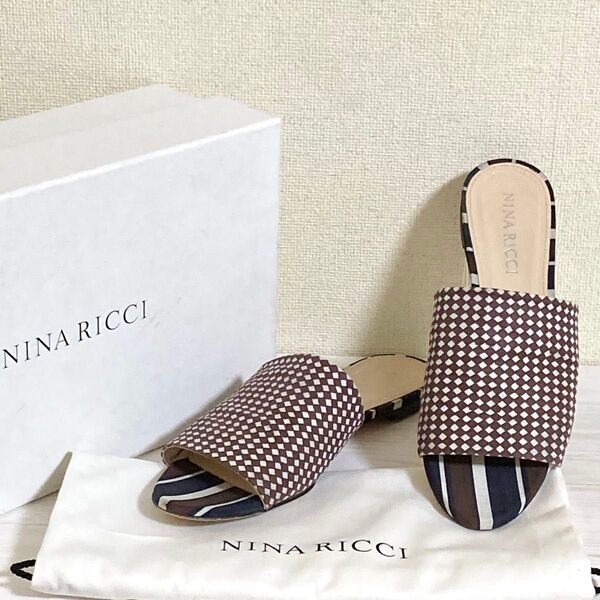 NINA RICCI ニナリッチ 総柄 フラットサンダル マルチカラー 37 24.0cm 保存袋付き