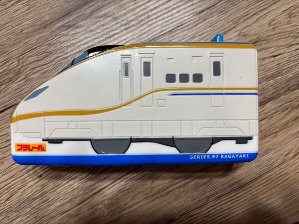 スケーター 新幹線 かがやき お弁当箱