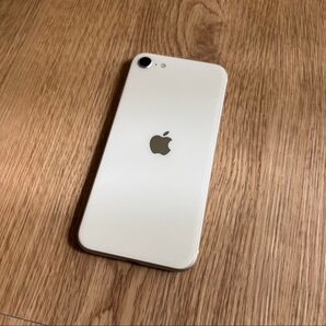 iPhone SE3 64GB Starlight SIMフリー