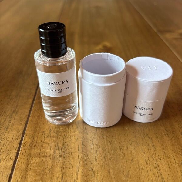 ディオール サクラ オードゥ パルファン 10ml