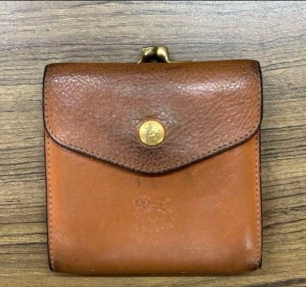 イルビゾンテ がま口 二つ折り レザー 財布
