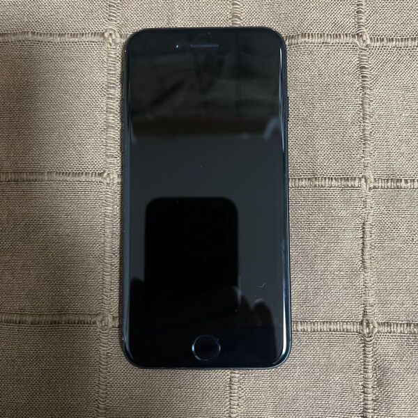 iPhone7ブラック ジャンク品部品取り専用