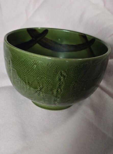茶碗 茶道具 茶器 緑色の蛇模様陶器菓子器です