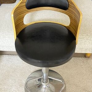 あまり使用しませんでしたので出品しました。ニトリ カウンターチェア ピコ ヴィンテージ風 ガス昇降式 椅子 360回転
