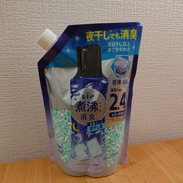 レノア アロマジュエル衣類の香り付けビーズアクアナイトフレッシュ1040ml