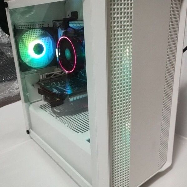 ゲーミングPC 自作ゲーミングPC