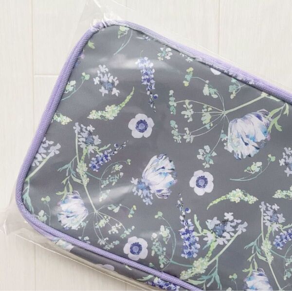 新品 DHC ノベルティ 大容量ポーチ メイクポーチ ボタニカル 花柄 紺色 メイクポーチ バッグインバッグ 非売品 未開封 特典