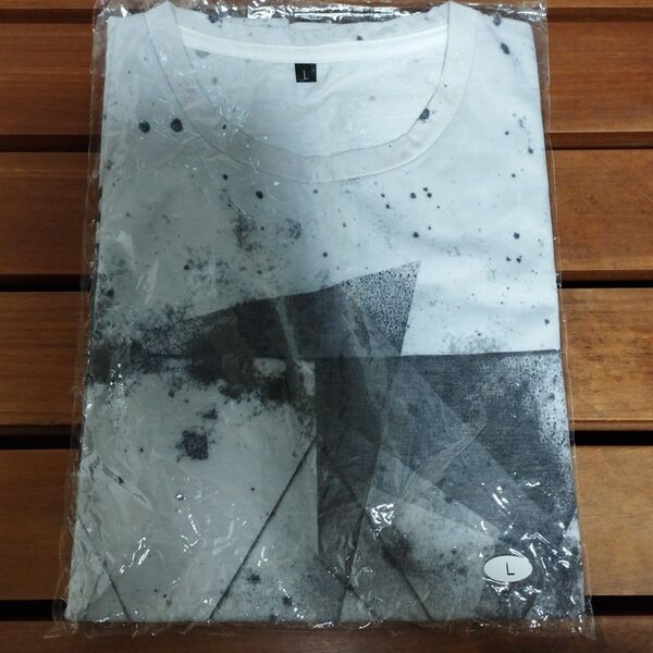 ONE OK ROCK Tシャツ