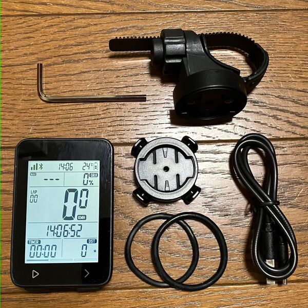 iGPSPORT iGS320 サイクルコンピュータ コンピュータマウントホルダーブラケット付