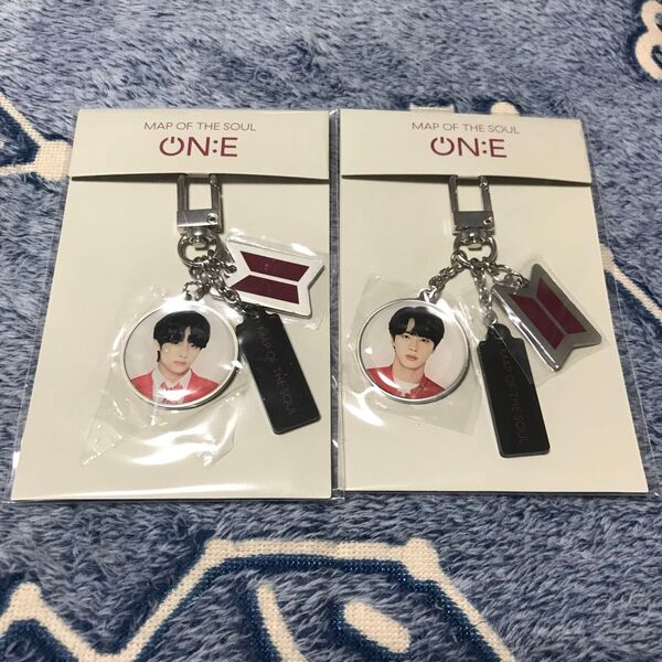 BTS MAP OF THE SOUL ON:E KEYRING