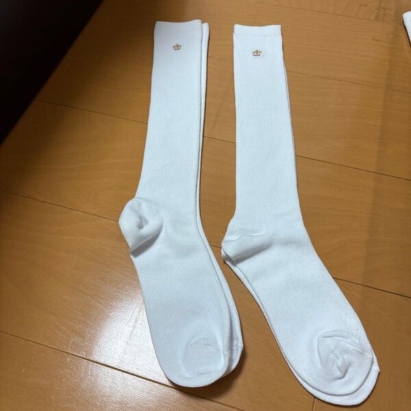 ハイソックス 白 ワンポイント刺繍 4足2組セット