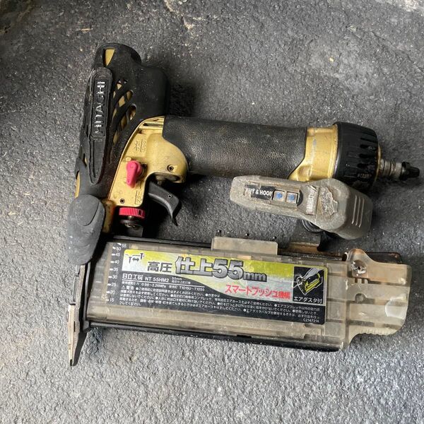 HITACHI 日立工機 高圧仕上釘打機 NT55HM2 ゴールド