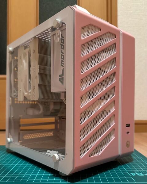 超小型 高性能 ゲーミングPC ITXサイズ 持ち運び楽々