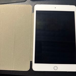 iPadmini4 Wi-Fiモデル ケース付き