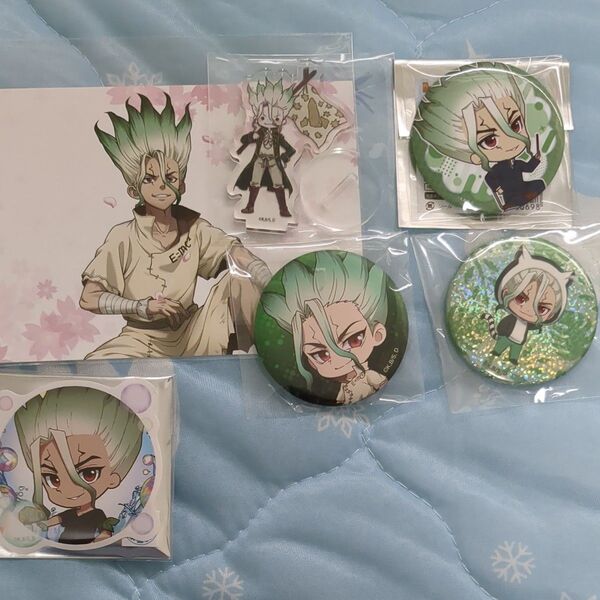 Dr.STONE 千空 缶バッジ、アクリルスタンド、ポストカード