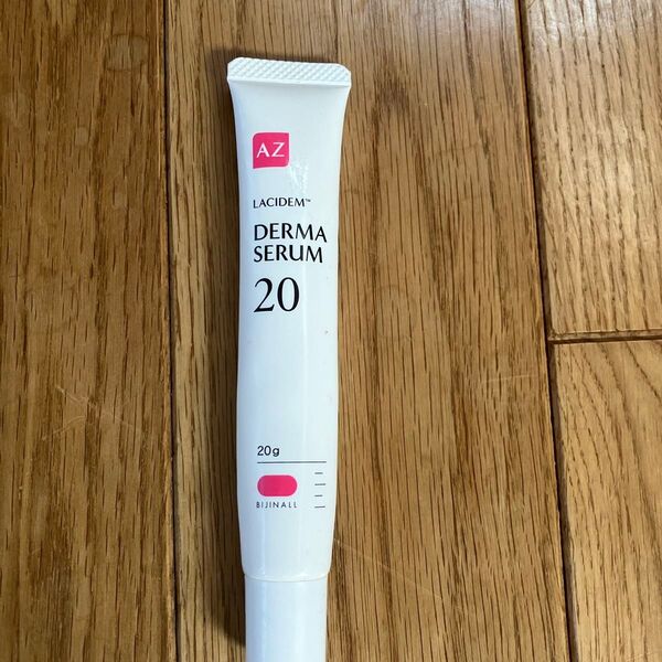 お試しに クリーム LACIDEM DERMA SERUM アゼライン酸15%