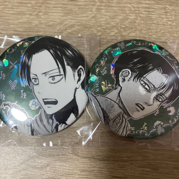 リヴァイ ホログラムビッグ缶バッジ Birthday 進撃の巨人 2点