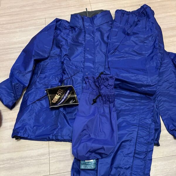 mont bell ゴアテックス 上下セット レインウェア 雨具 未使用 タグ付き ブルー
