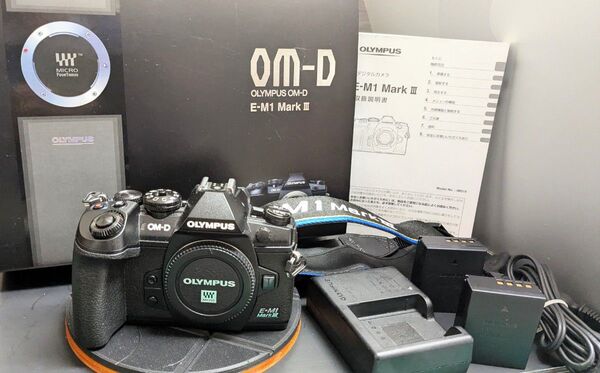 オリンパスOM-D E-M1 MarkIIIのボディ