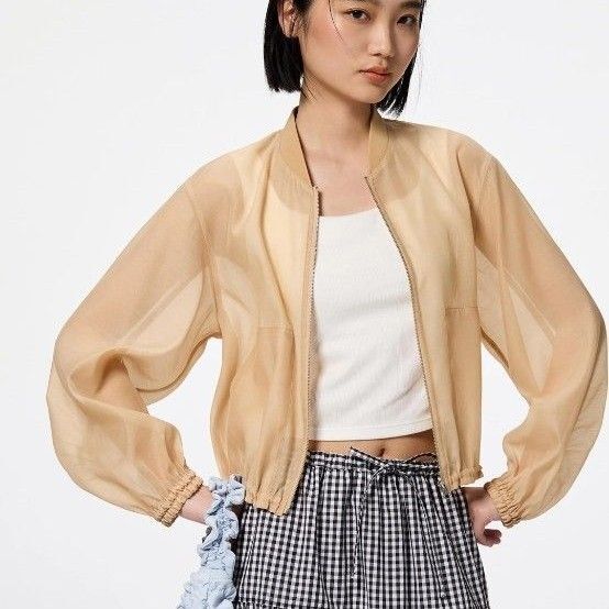完売品 新品 GU ジーユー シアーブルゾン ベージュ Sサイズ